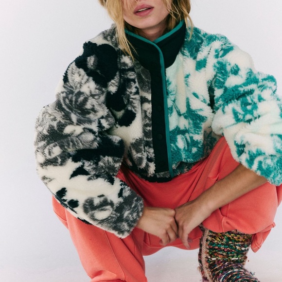 FP Movement by Free People Jackets & Blazers - FP Movement by Free People hit the slops printed fleece jacket m